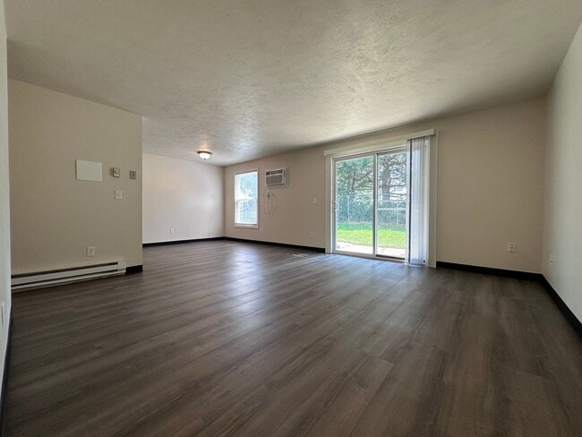 Photo - Imperial Heights -2263 Unit 7