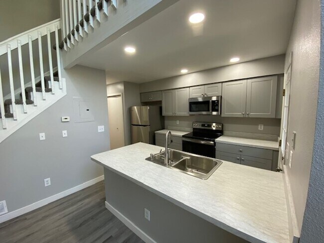 Photo - 2 Bedroom in Pebble Brook North