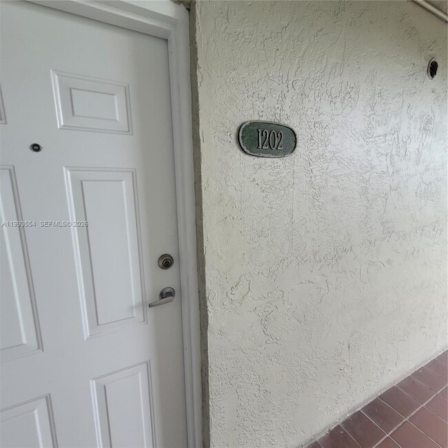 Photo - 10090 NW 80th Ct Unit 1202