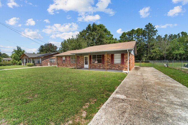 Photo - 234 Deerwood Dr