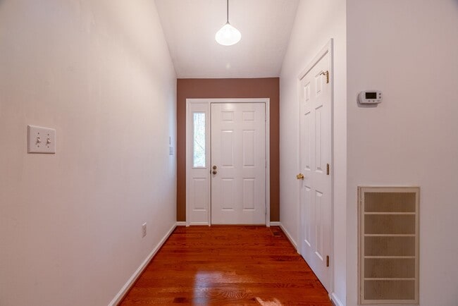 Photo - 521 Carter's Neck Rd