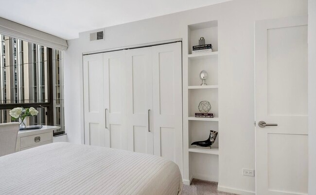 Photo - 230 E Ontario St Unit 1803