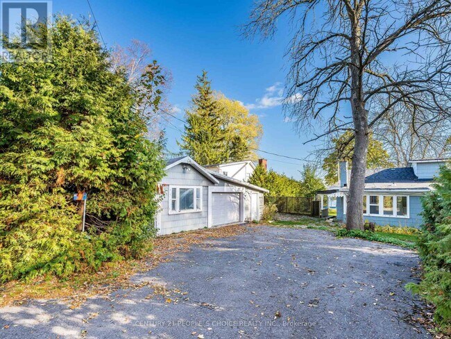 Photo - 22625 Loyalist Pkwy