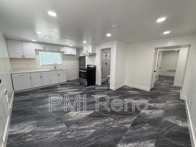 Photo - 778 Forest St Unit Apt 10
