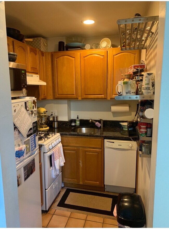 Photo - 427 Shawmut Ave