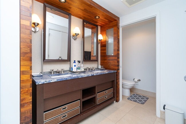 Photo - 6899 Collins Ave