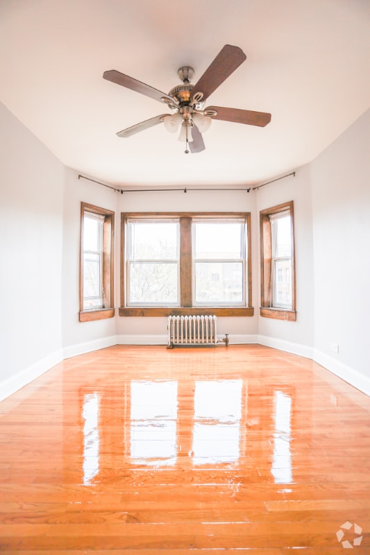 Building Photo - 6956 N Ashland Ave Unit 2 Rental