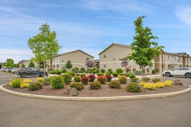 Photo - Country Living with Modern Flair: Wake up to the sounds of nature, Live Minutes from Everything Unit 414-261