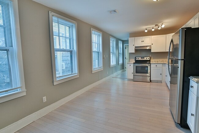 Photo - 1003 N 3rd St Unit 4