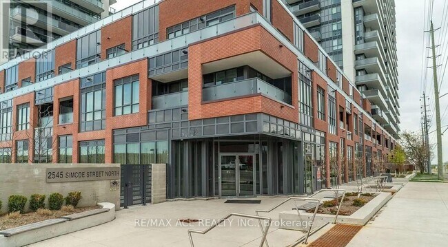Photo - 2545 Simcoe St N Unit 346