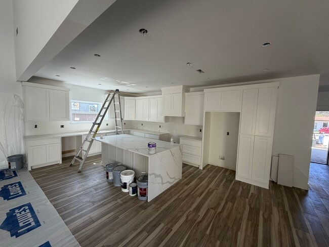 Photo - 904 N Sang Ave