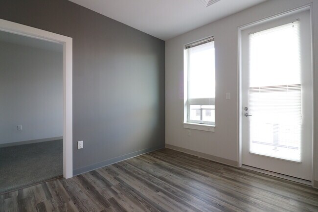 Photo - 160 Washington St