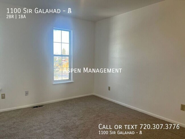 Photo - 1100 Sir Galahad Dr Unit A