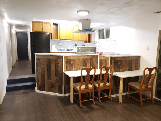 Photo - 825 Tilden Ave