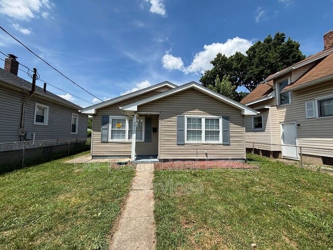 Photo - 2013 Sherman Ave