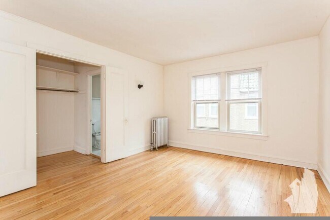 Photo - 2100 W Ainslie St Unit 2106-N1