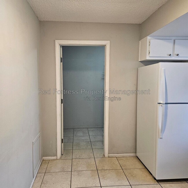 13929 First St