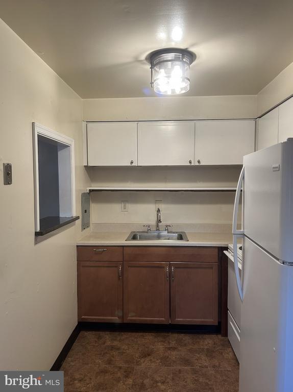 Photo - 850 Station Ave