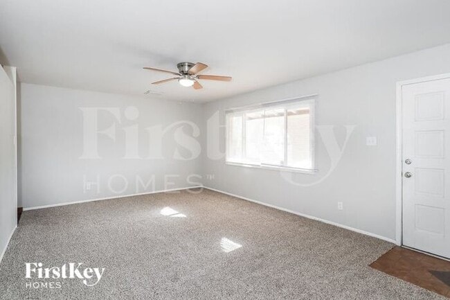 Photo - 15250 N 32nd Dr