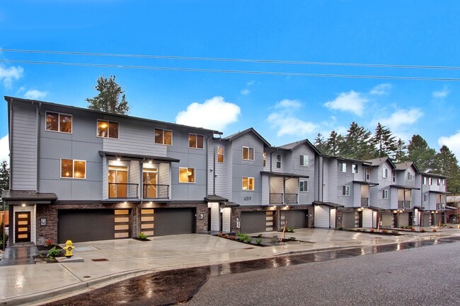 Photo - 6319 194th St SW