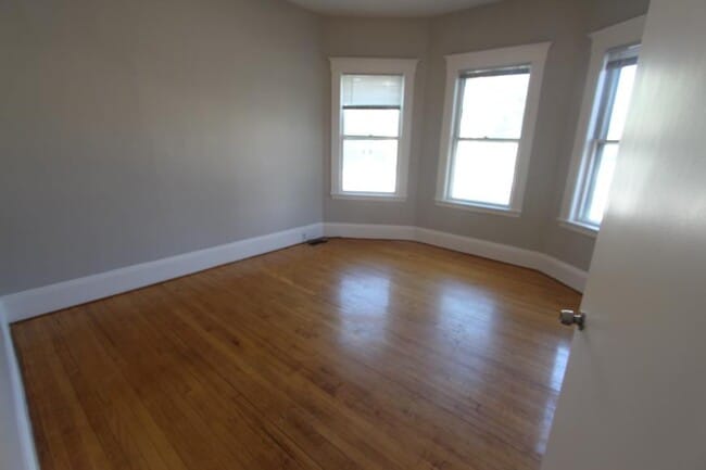 3.0 bedroom in Cambridge Massachusetts 02139 - 3.0 bedroom in Cambridge Massachusetts 02139 Condo Unit U2