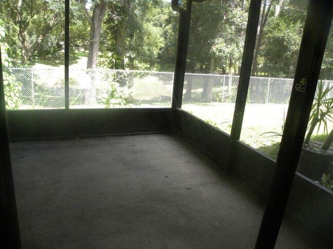 Photo - 4966 Sanoma Village