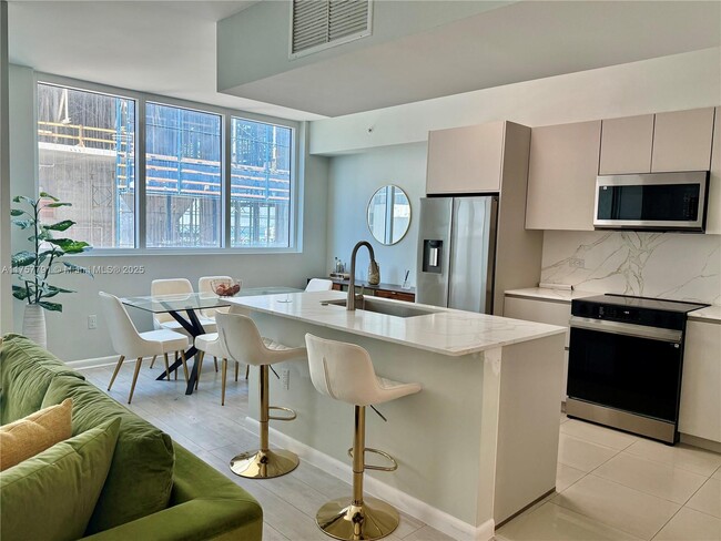 Photo - 244 Biscayne Blvd Condo Unit 1708
