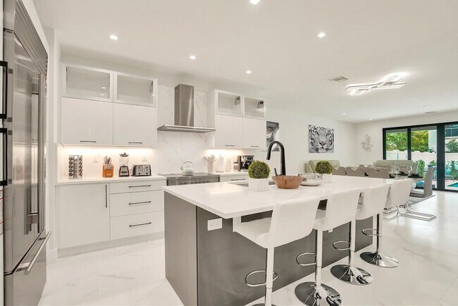 Photo - 119 SE 12th Ave