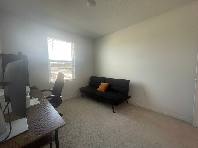 Photo - 1308 Drake Rdg Dr