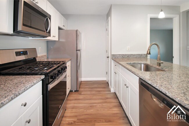 Photo - Pocasset Village