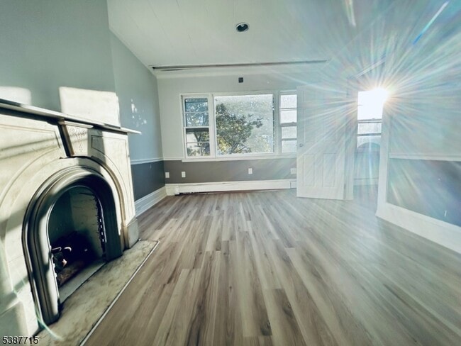 Photo - 170 Claremont Ave