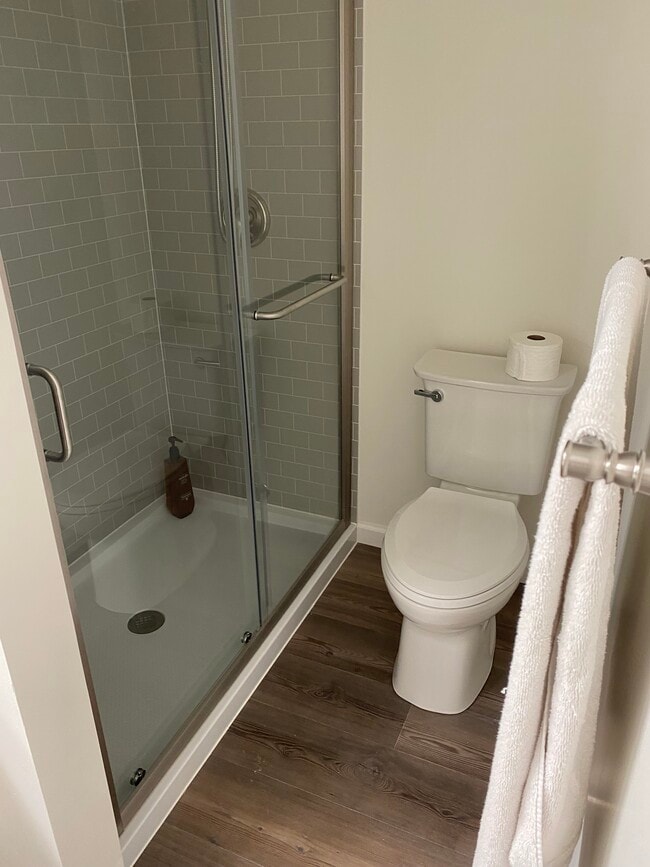 Photo - 120 Creekwood Dr Unit 2