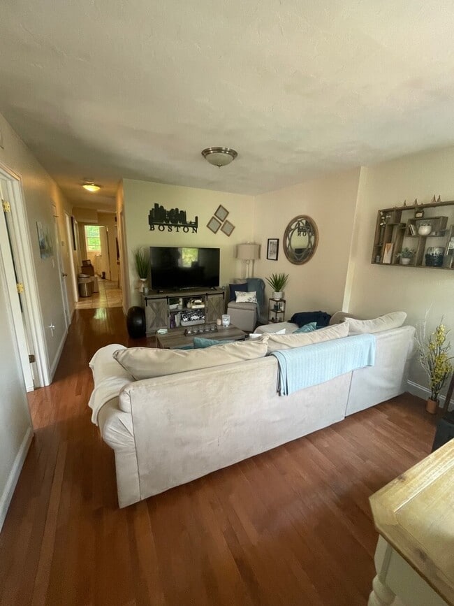 Photo - 97 Kilsyth Rd