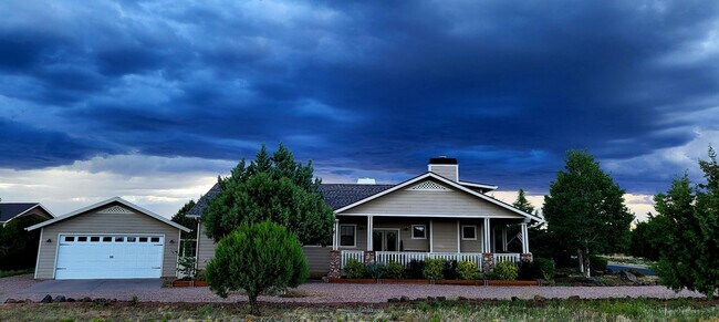 Photo - 600 S Ridge Dr