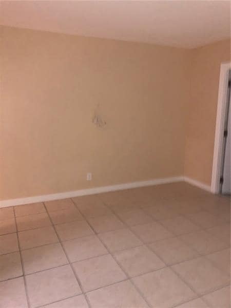 Photo - 3200 NE 13th Ave