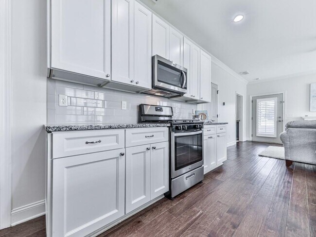 Photo - 37 Encore Ln