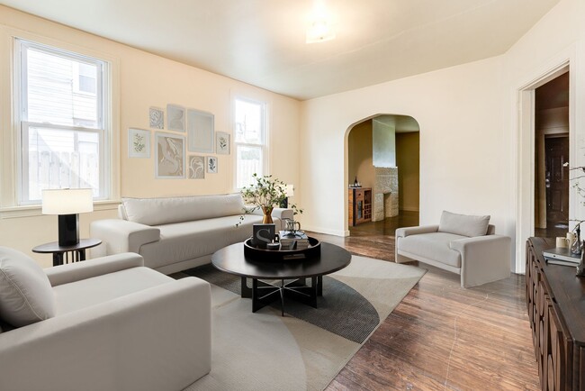 AVAILABLE NOW - Updated 3+ Bedroom Home w/... - AVAILABLE NOW - Updated 3+ Bedroom Home w/...