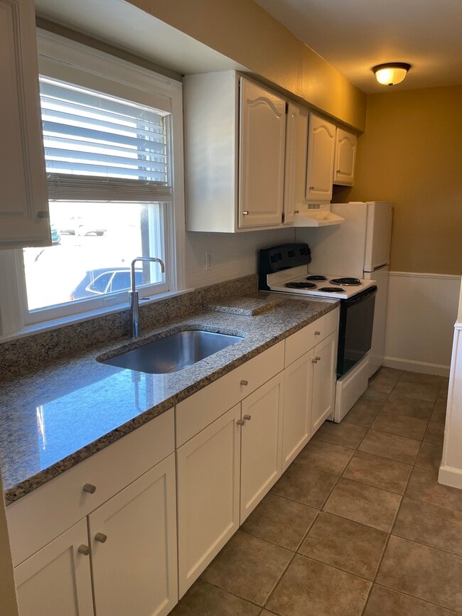 Photo - 26095 E Huron River Dr Unit B