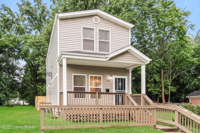 Photo - 2508 Rowan St