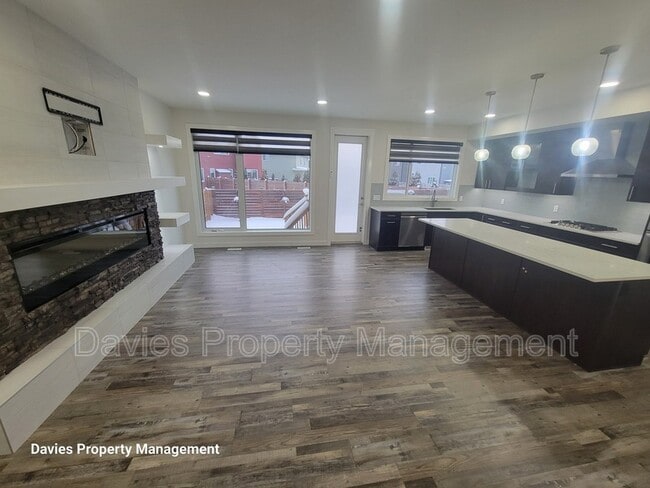 Photo - 3213 Kulay Way SW