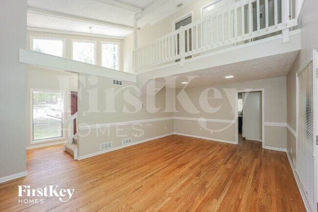 Photo - 815 San Remo Ct