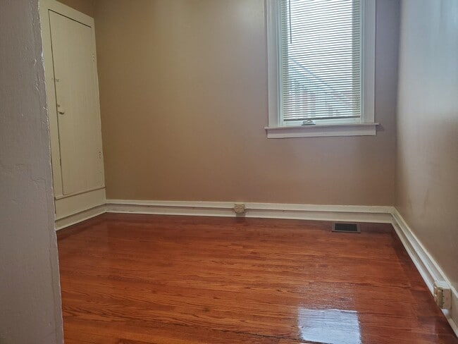Photo - 801 W Michigan Ave Unit 1