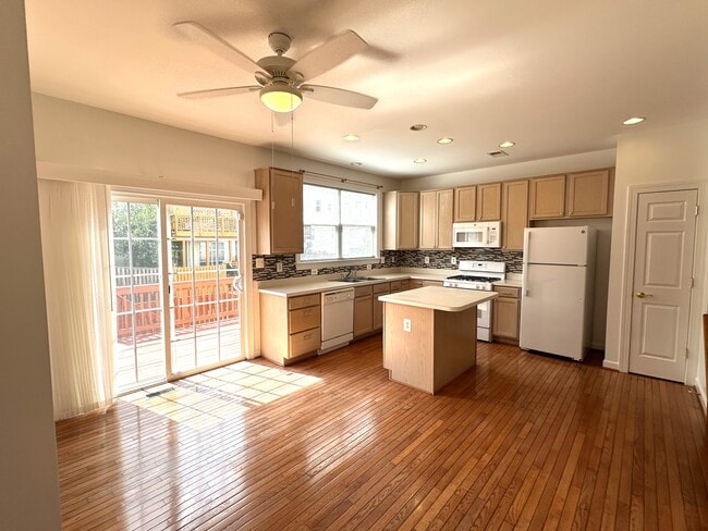 Photo - 8105 Rainwater Cir