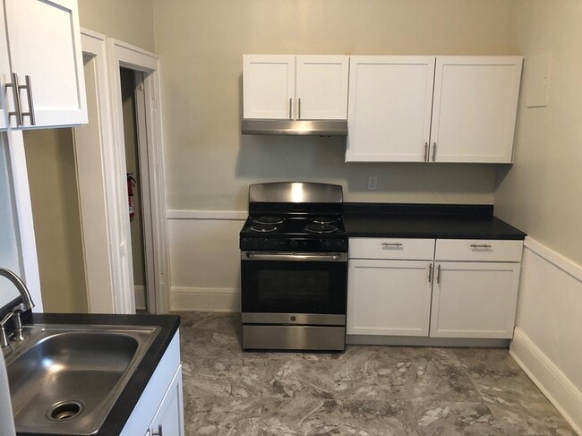 Photo - 694 6th St E Unit W1