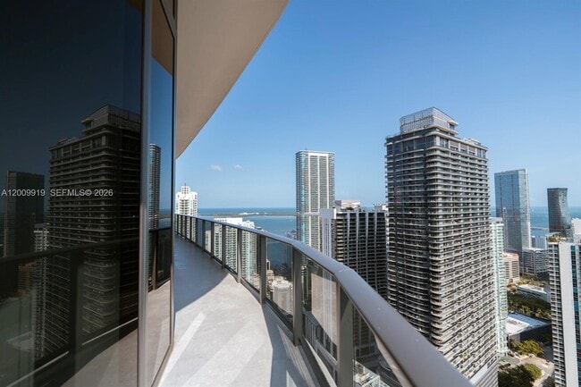 Photo - 45 SW 9th St Unit 4906