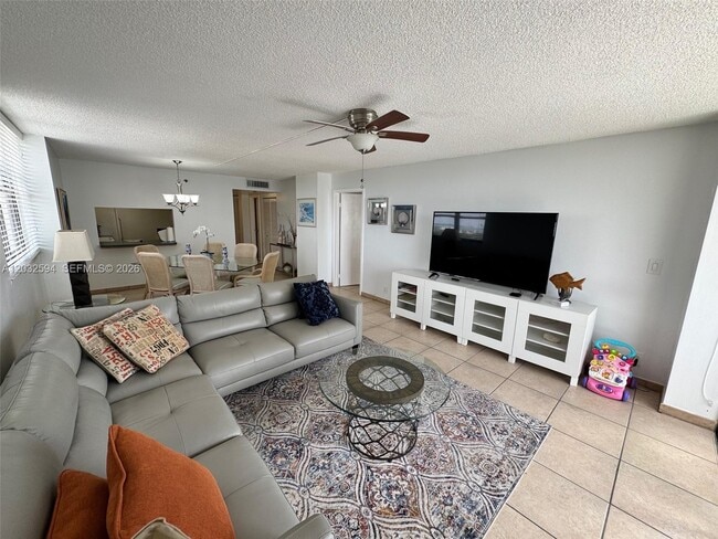 Photo - 2625 Collins Ave Unit 1801
