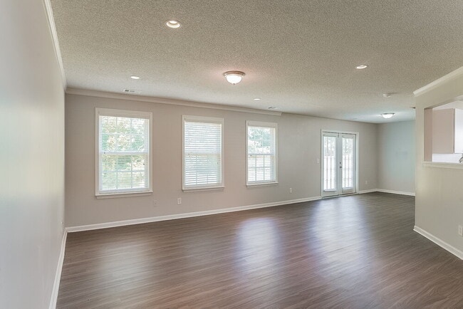 Photo - 6726 Brookfield Way