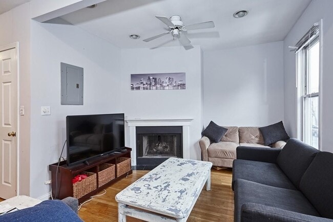 Photo - 86 W 3rd St Apartment Unit 2