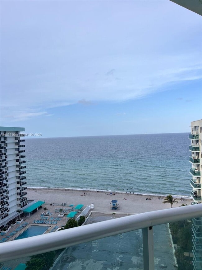 Photo - 3801 S Ocean Dr Unidad PH16Y