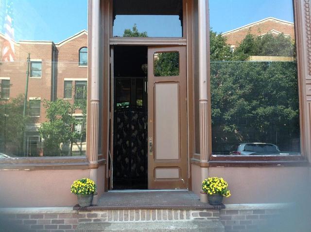 Photo - 1222 N Noble St Unit 1FR